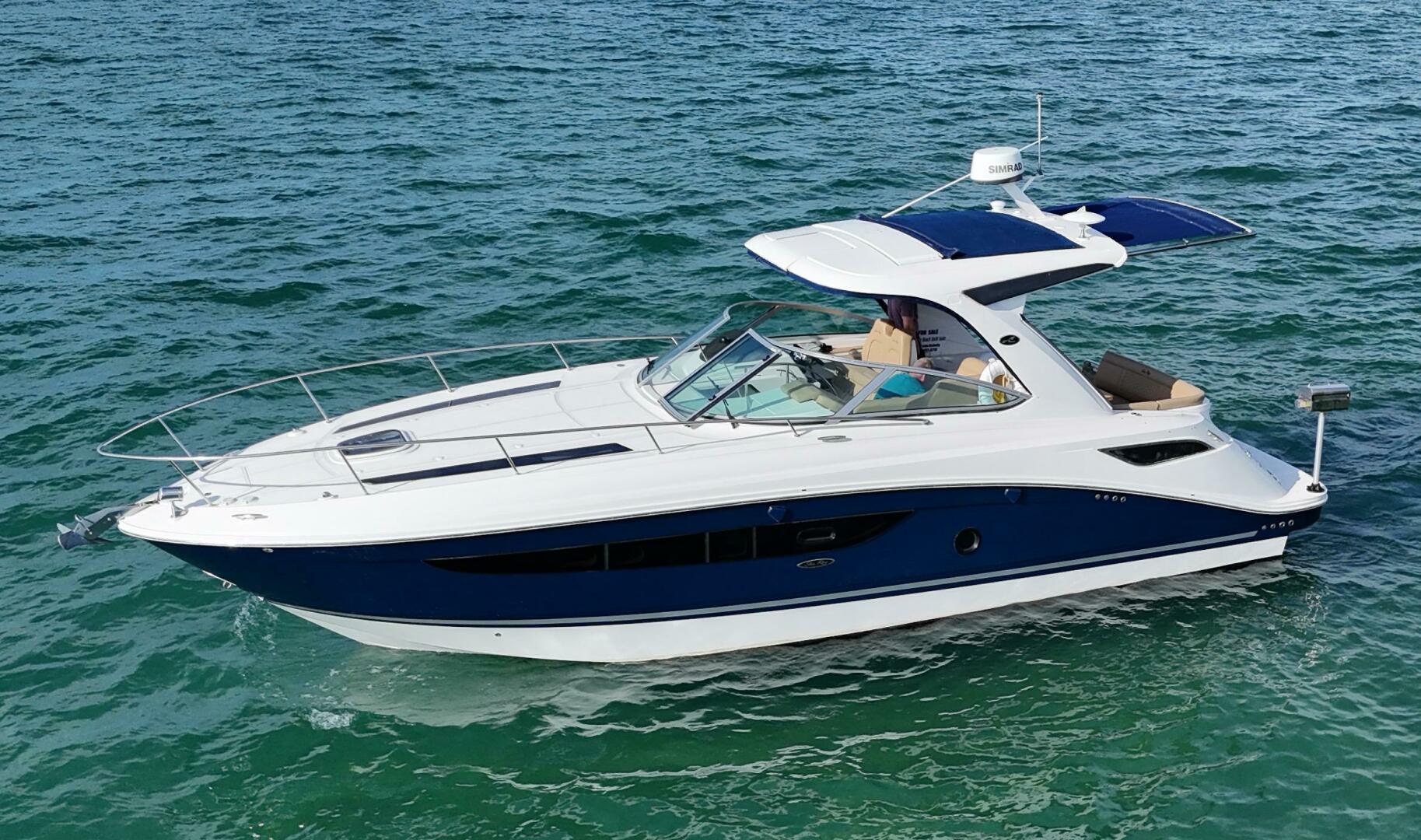 2019 Sea Ray 350 Sundancer - photo 1