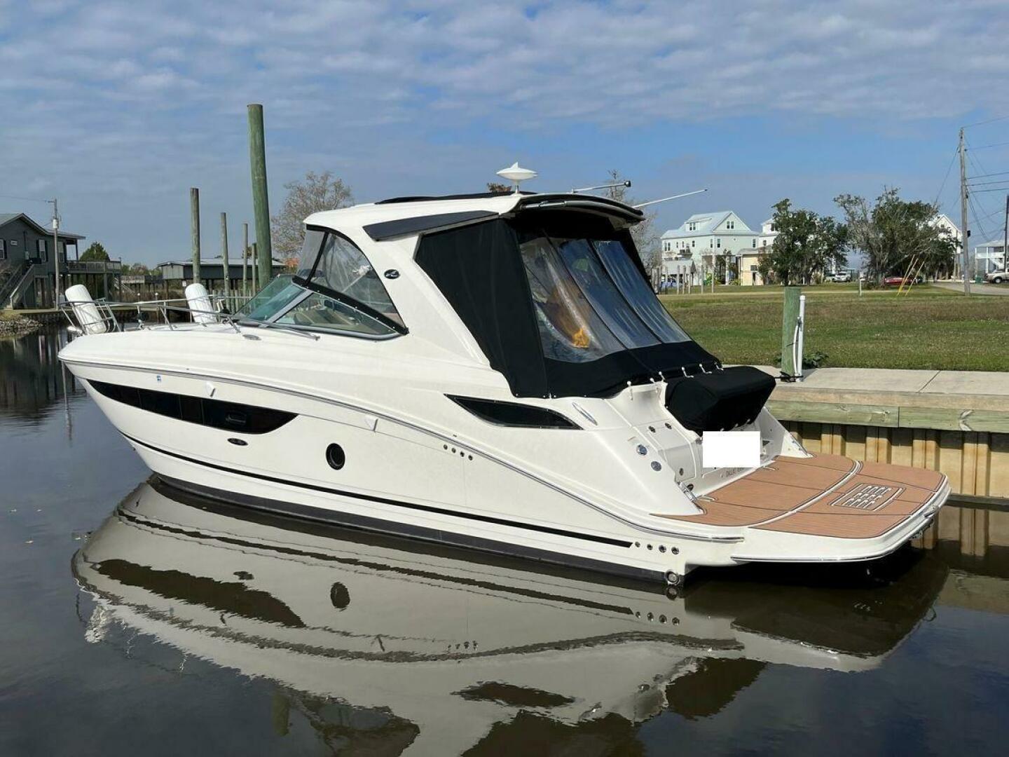 2017 Sea Ray Sundancer 350 - photo 1