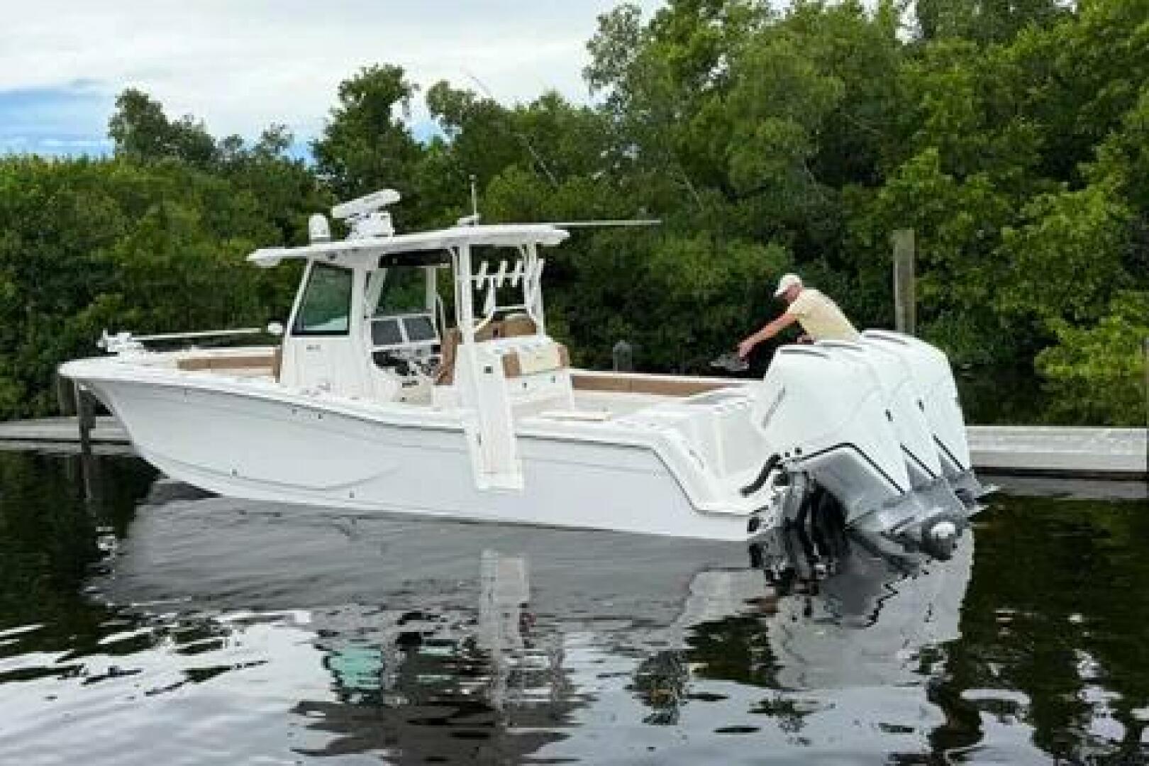 2020 Caymas 341CC - photo 2