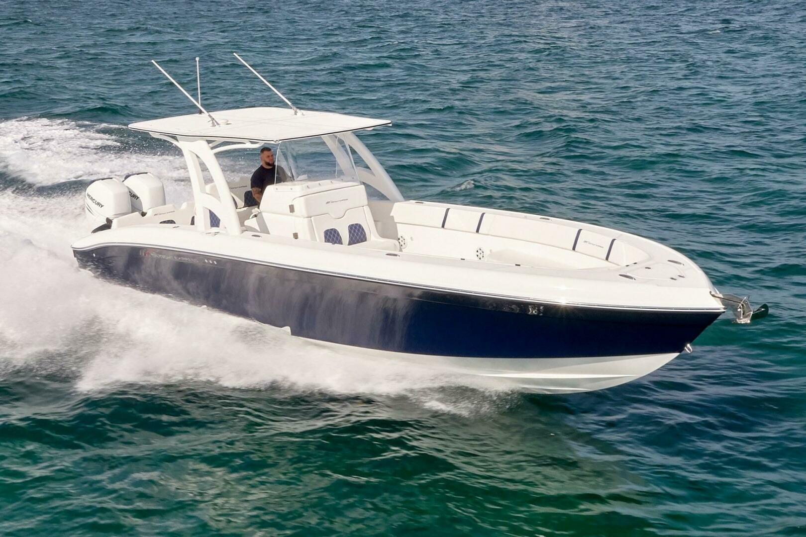 2020 Midnight Express 34 Open - photo 1