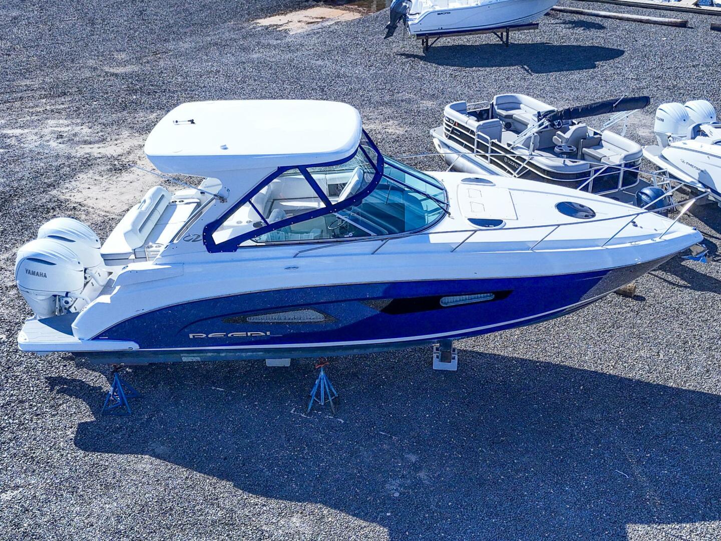 2026 Regal 33 XO - photo 2