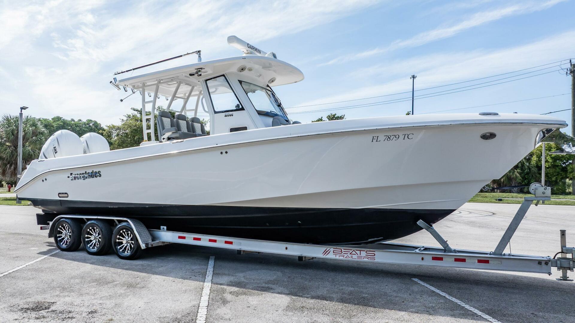2021 Everglades 335 Center Console - photo 3