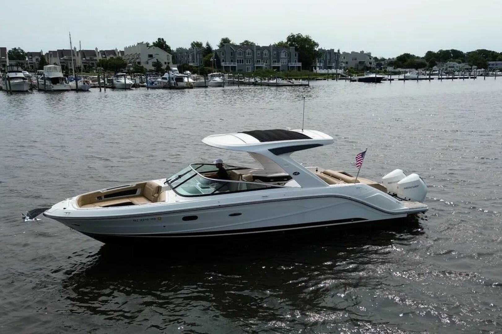 2023 Sea Ray SLX 310 Outboard - photo 2