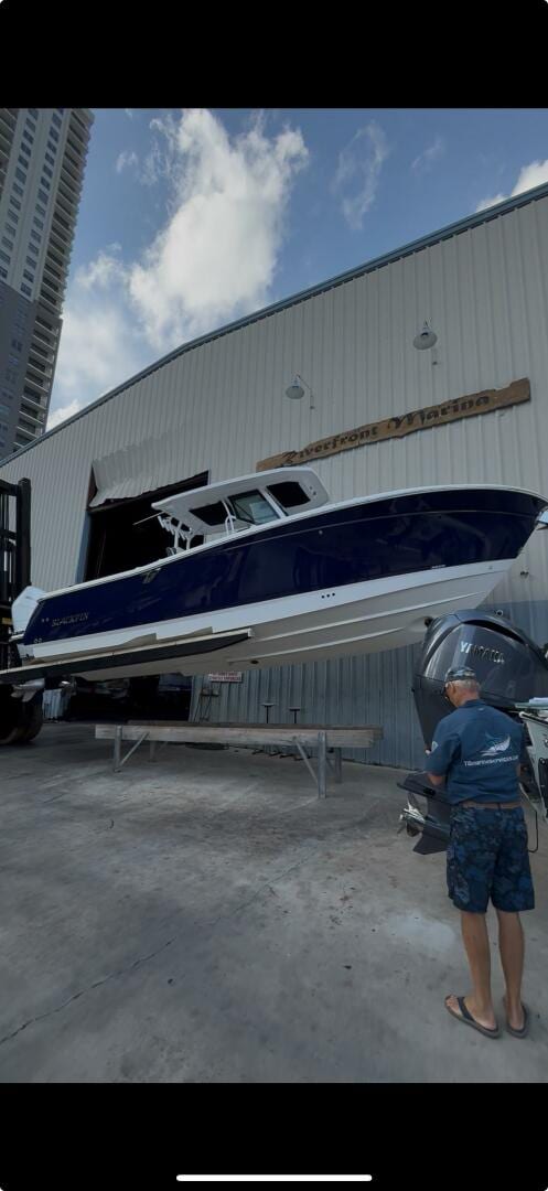2025 Blackfin 302CC - photo 2