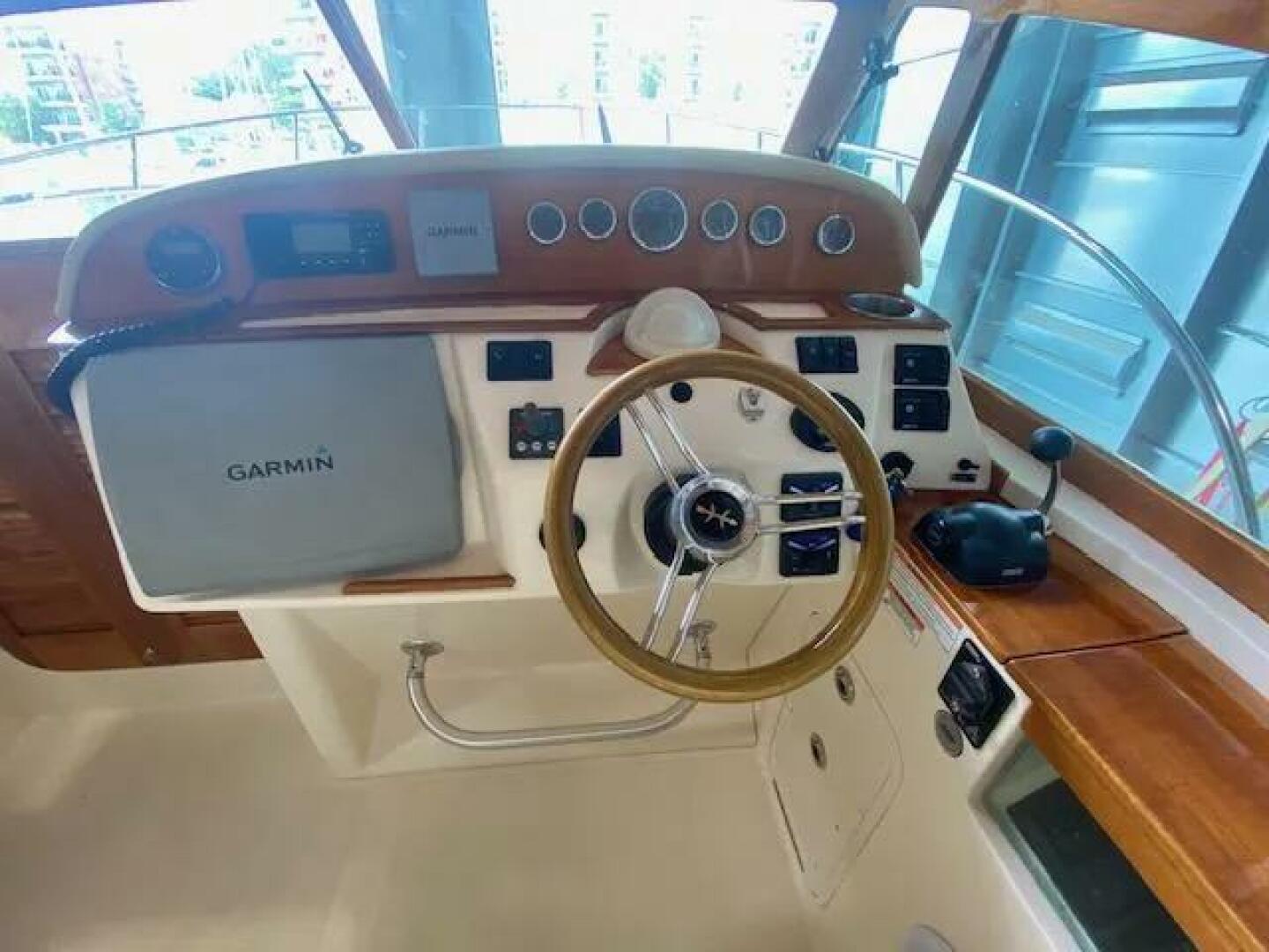2009 Hunt Yachts - photo 3