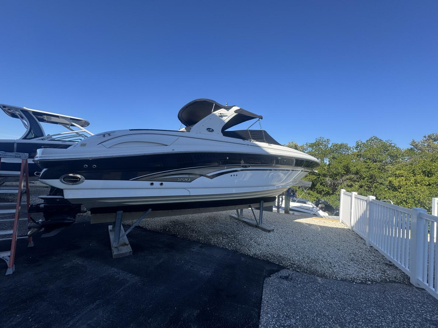 2002 Sea Ray 290 Bowrider - photo 3