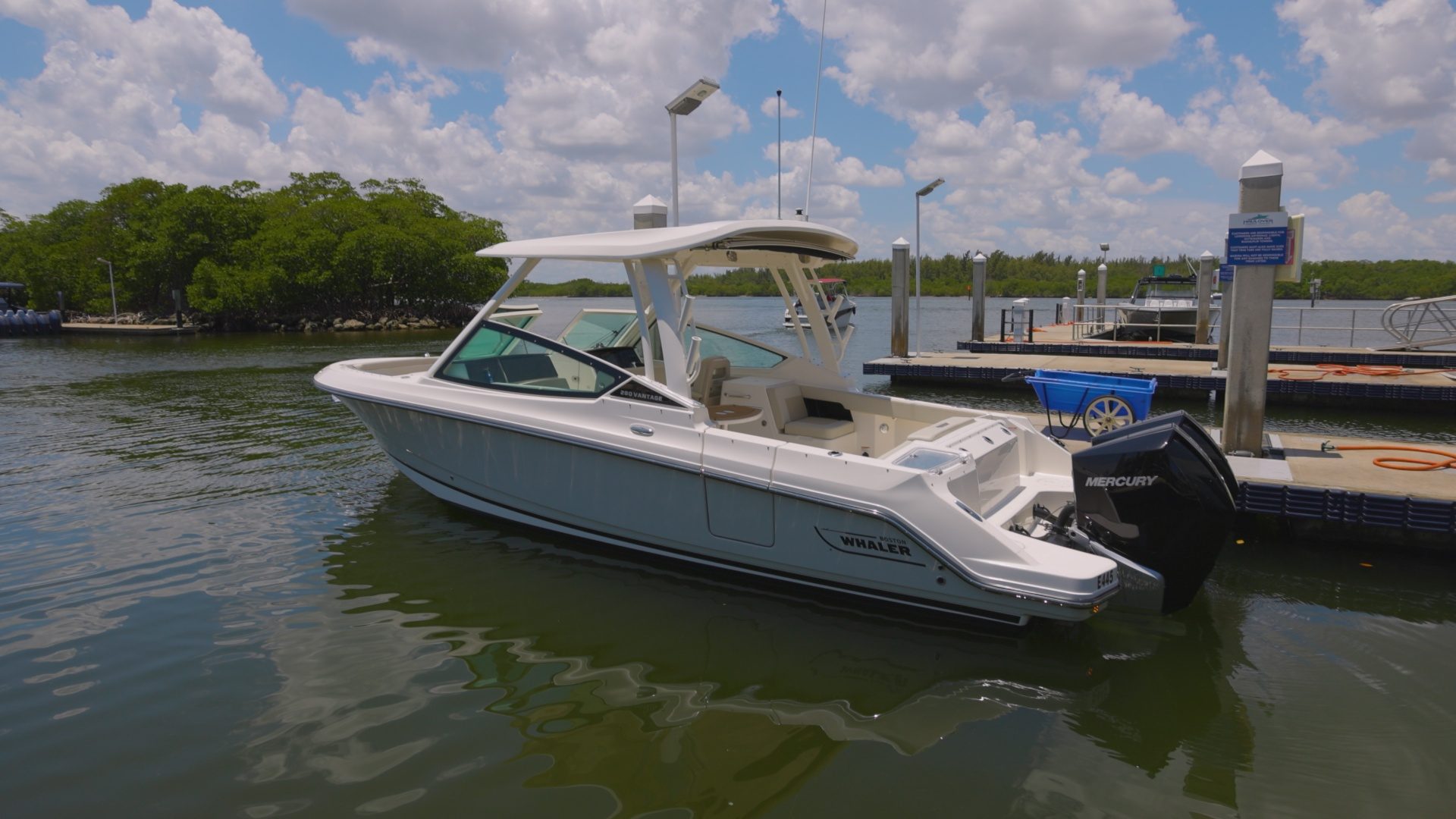 2024 Boston Whaler 280 Vantage - photo 2
