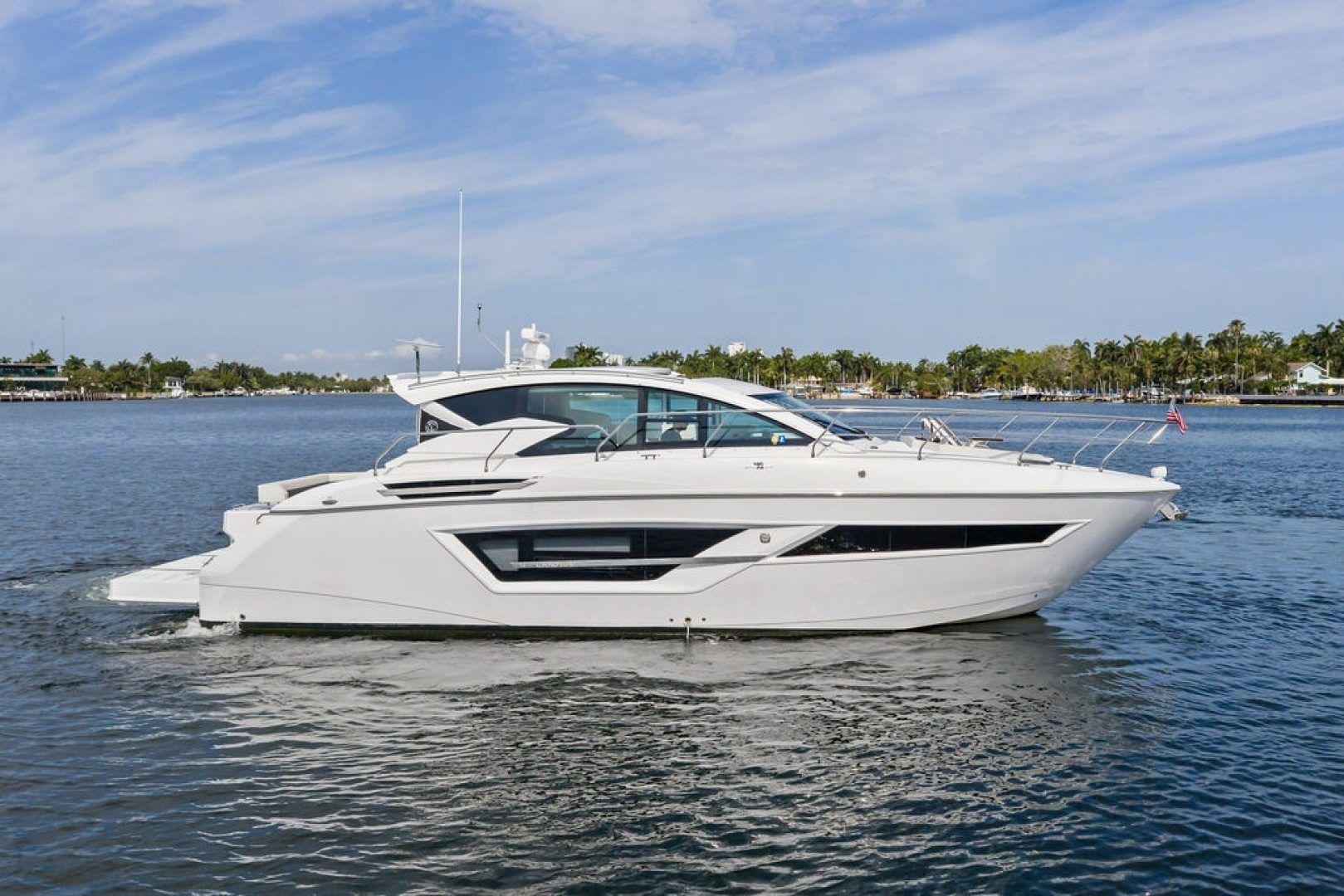 2022 Cruisers Yachts 46 CANTIUS "POSITIVE VIBES" - photo 2