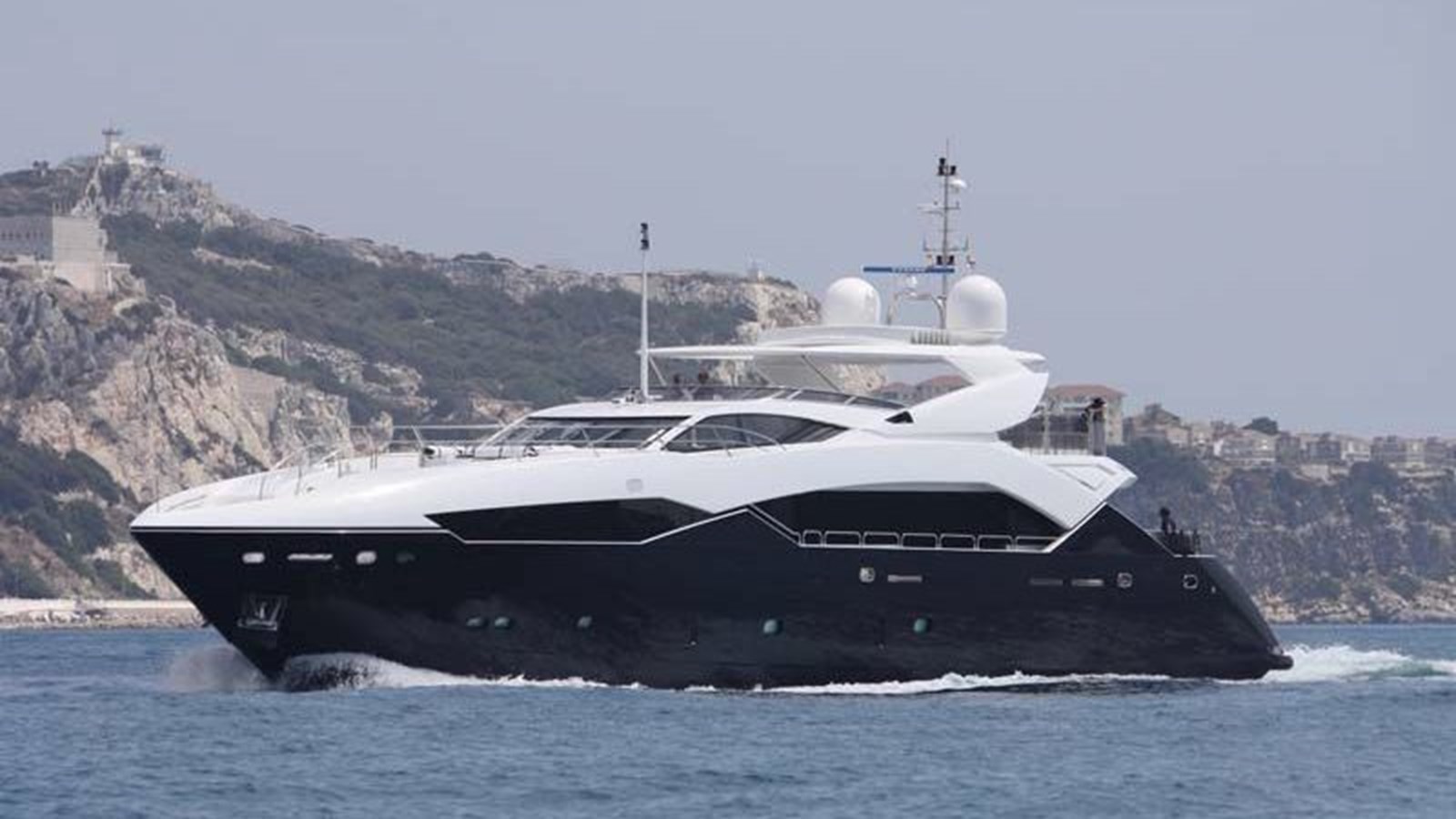 2011 SUNSEEKER 34 Metre Yacht "MELISSA" - photo 1