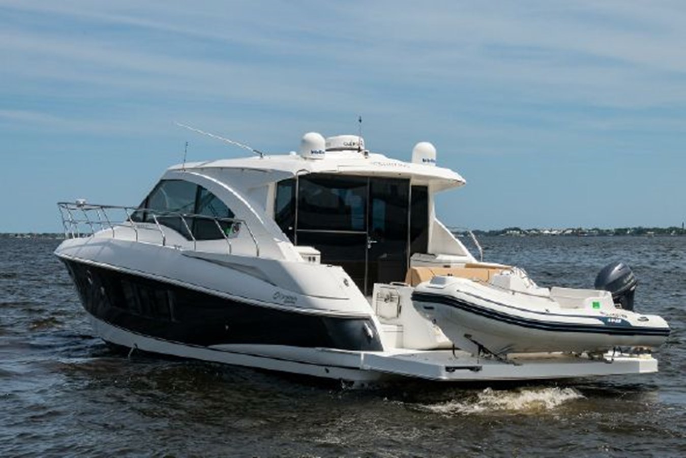 2013 CRUISERS YACHTS 45 Cantius "NEXT CHAPTER" - photo 2