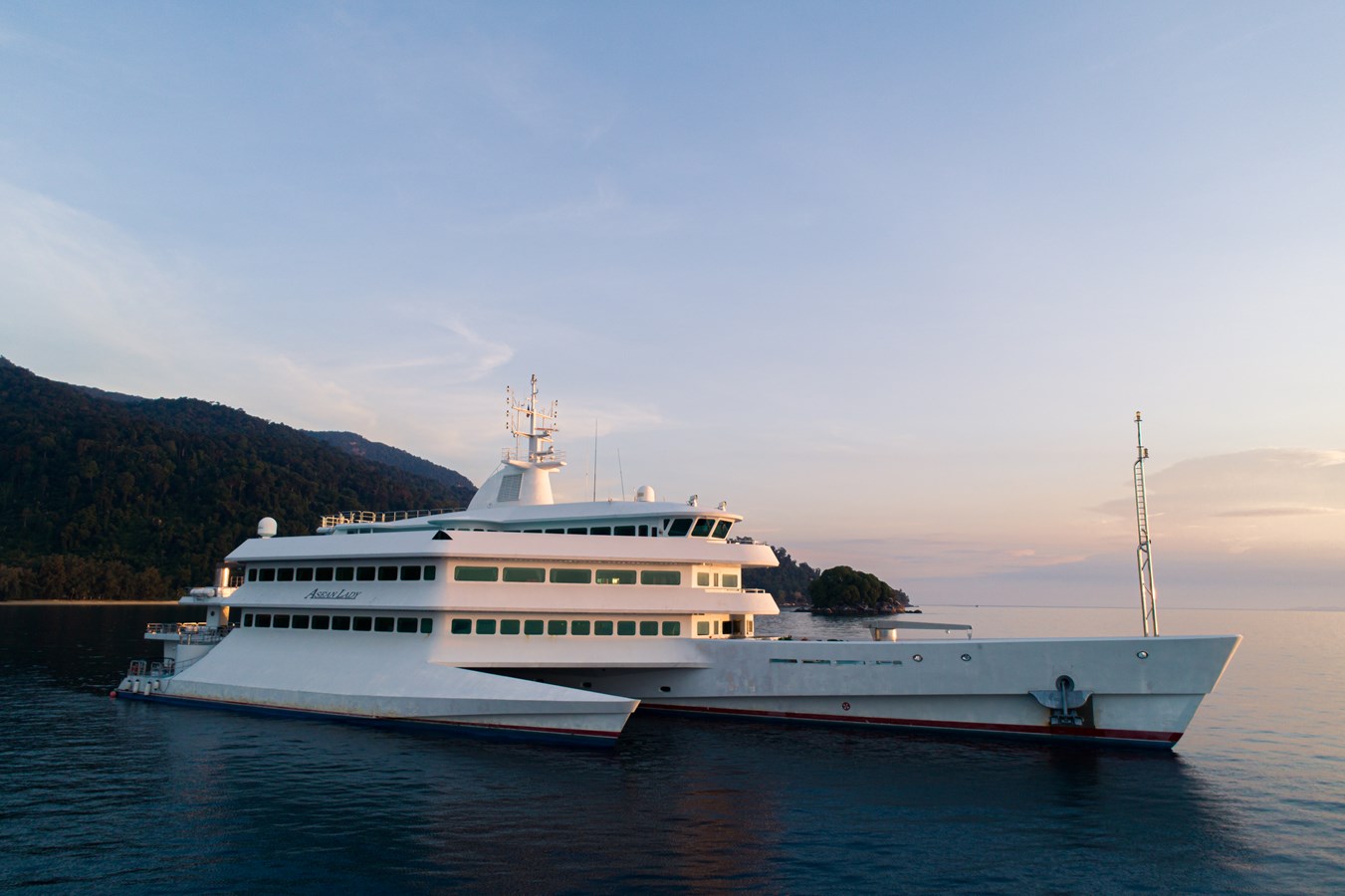 2004 PRIDE MEGA YACHTS PROA 88 "ASEAN LADY" - photo 3