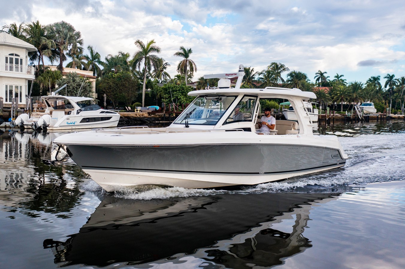 2019 BOSTON WHALER Realm "350 REALM" - photo 3