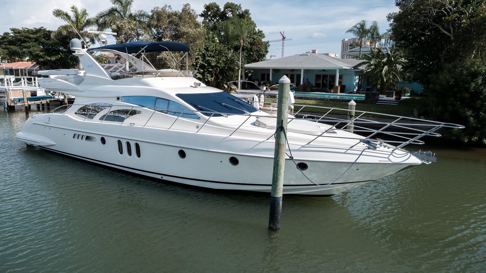 2004 AZIMUT YACHTS "SERENITY" - photo 2