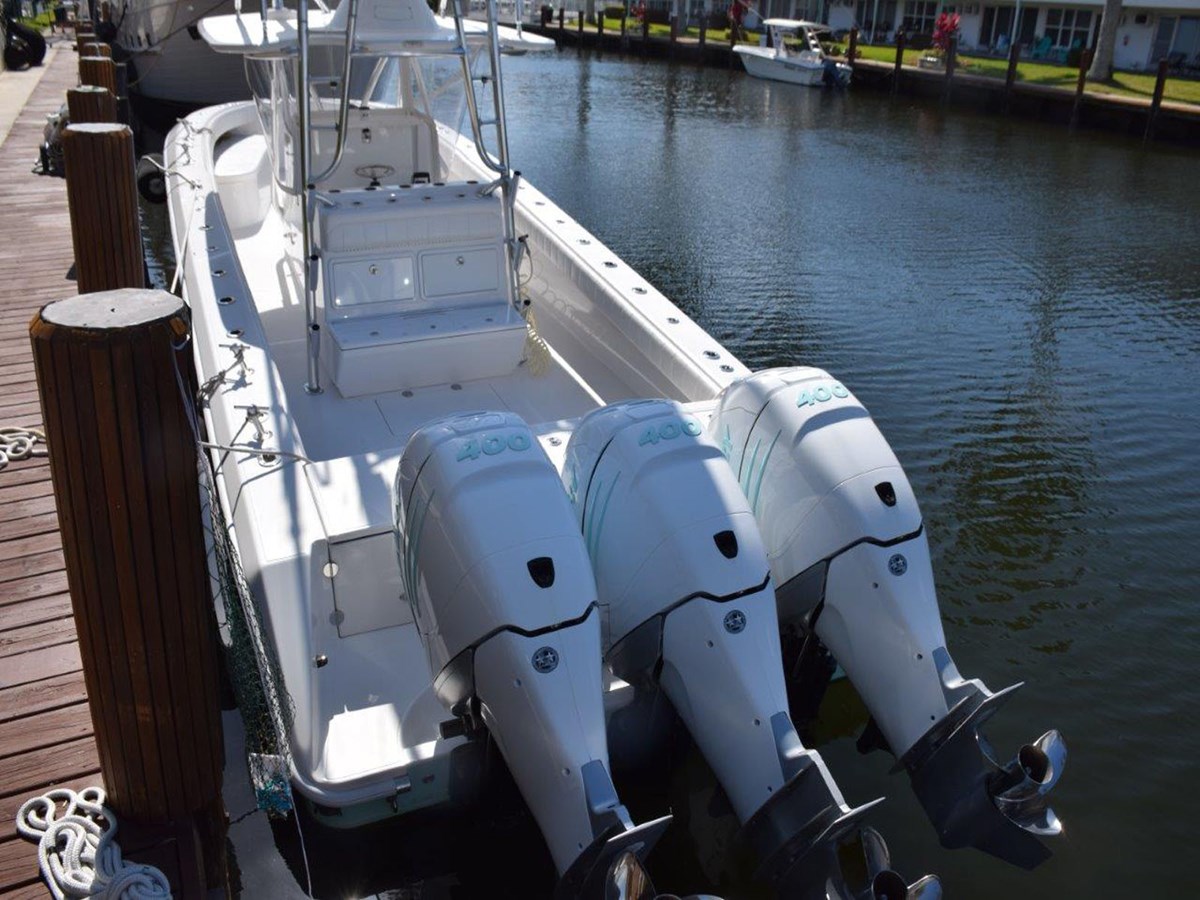2015 BAHAMA BOAT WORKS Center Console "LION'S SHARE" - photo 2