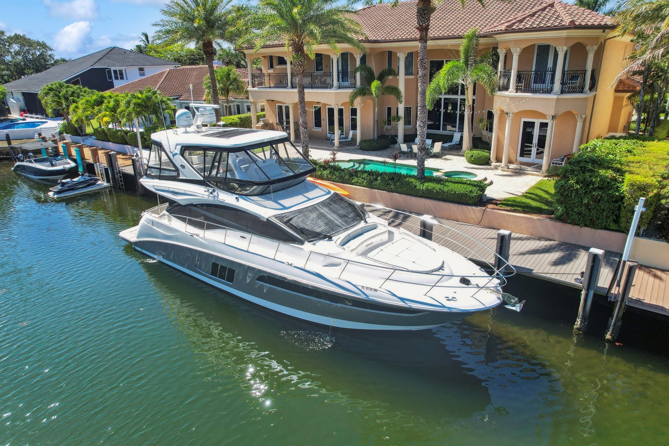 2018 SEA RAY L590 Fly "-" - photo 3