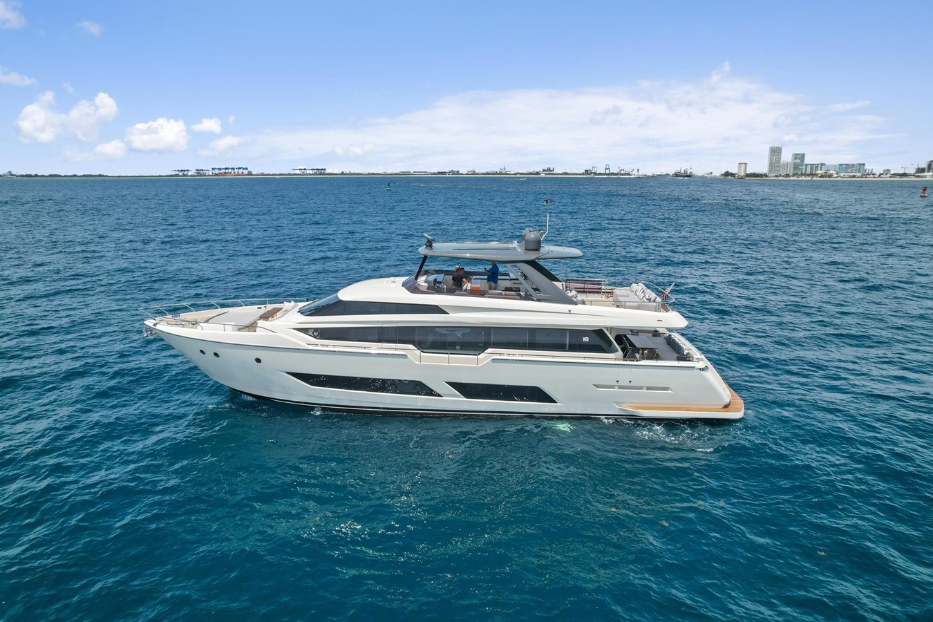 2021 FERRETTI YACHTS 850 "XFAF8532J021" - photo 2