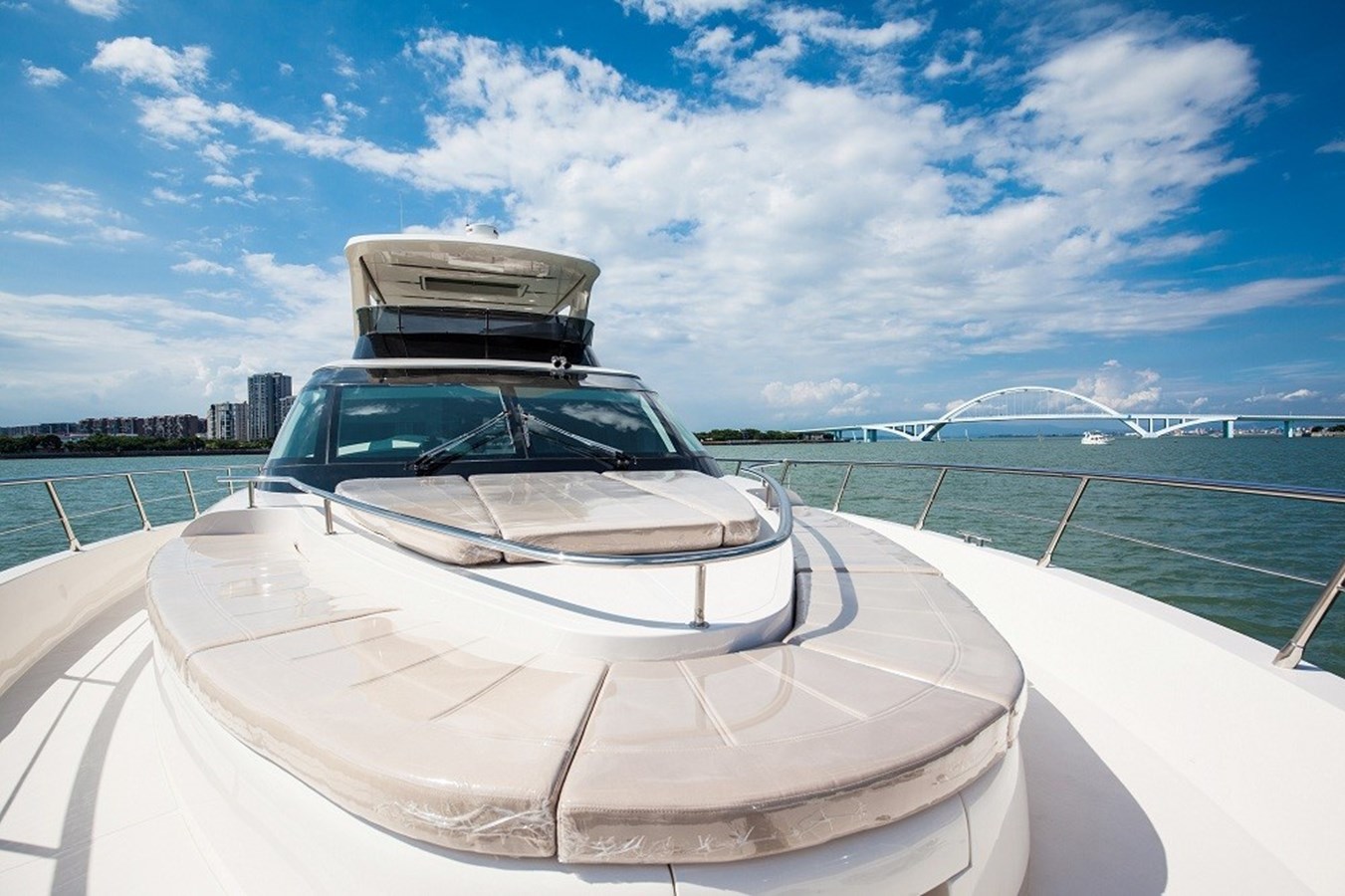 2026 RAFFLES AY68 Flybridge "AQUITALIA 68" - photo 3