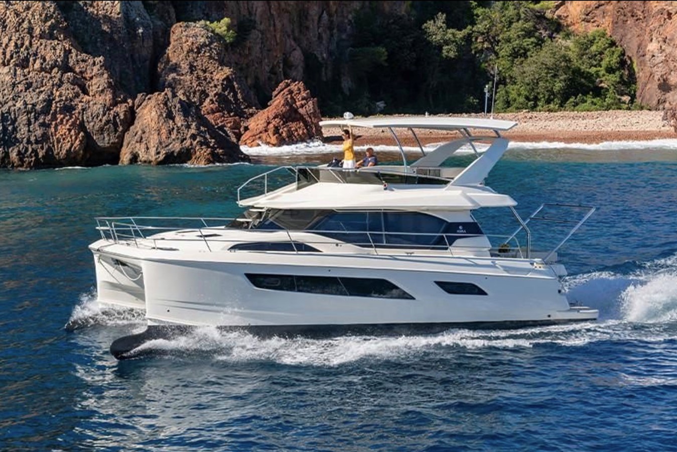2020 AQUILA 44 MY Power Catamaran "NO TAN LINES" - photo 3