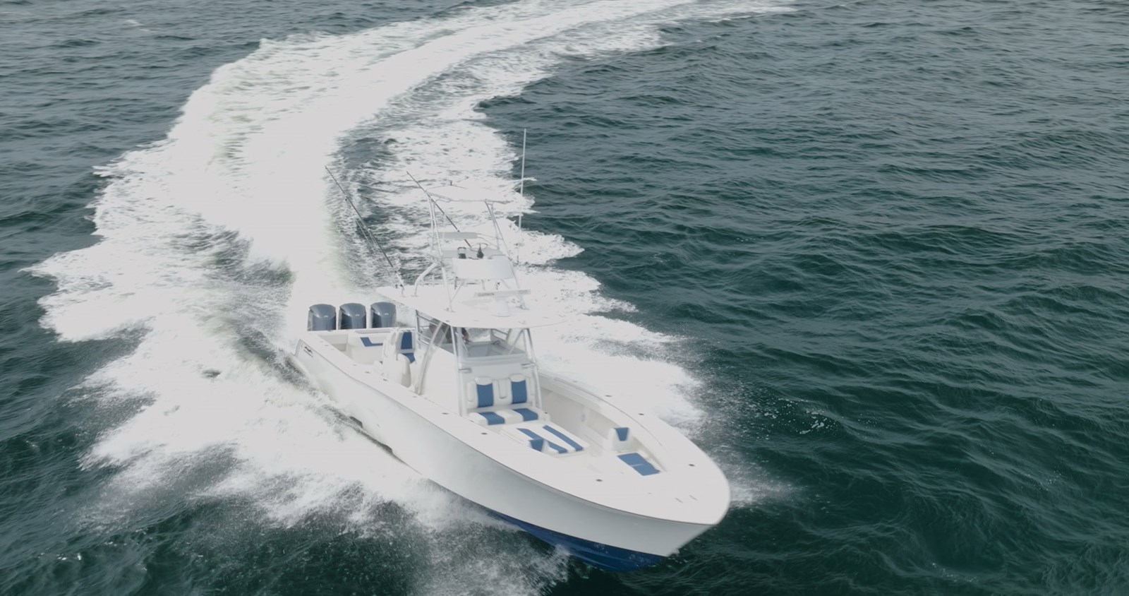 2017 INVINCIBLE 42 Center Console REPOWERED "DAMAGE INC" - photo 2