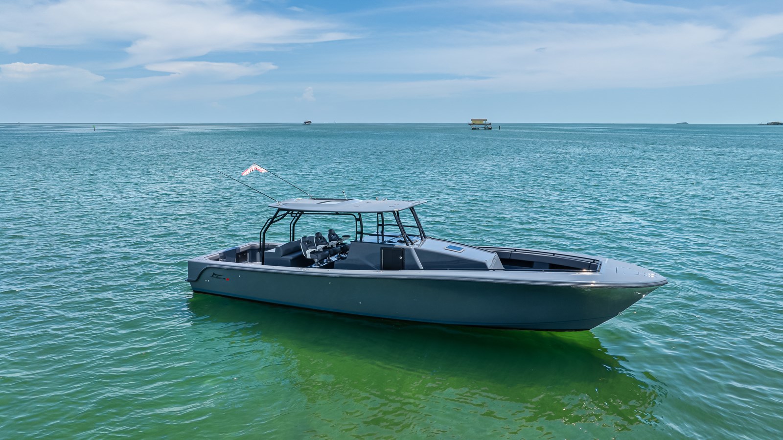 2026 CUSTOM BOATS "STREAMLINE GREY DIESEL" - photo 1