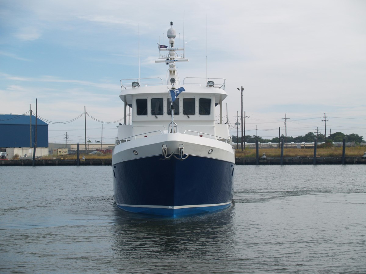 2004 REAL SHIPS Expedition Yacht "PATRICIA D" - photo 3