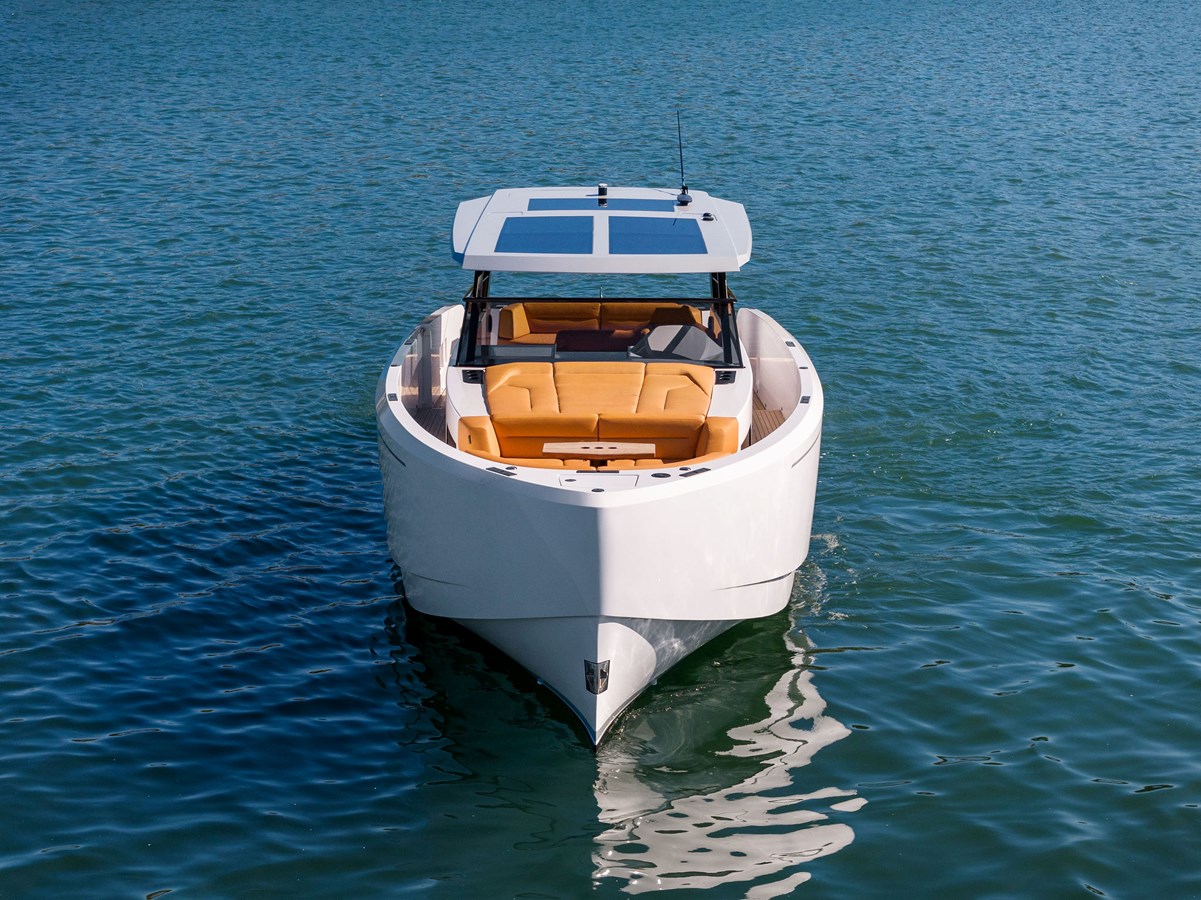 2021 VANQUISH YACHTS 45 T Top "KATSEA" - photo 2
