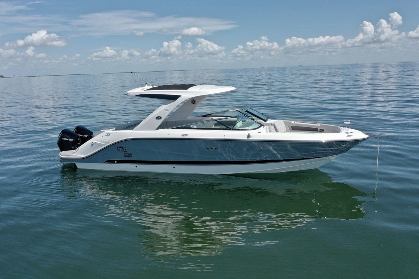 2023 SEA RAY 310 SLX "SETTLE DOWN" - photo 1