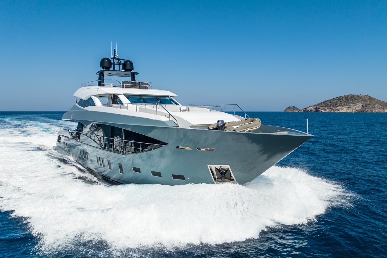 2018 CUSTOM 37 Motoryacht "LEONIDAS" - photo 3