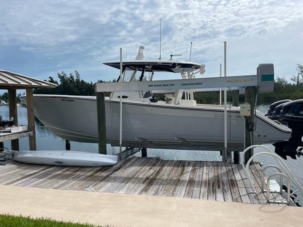 2016 COBIA 344 Center Console "2016 COBIA 344 CENTER CONSOLE" - photo 2