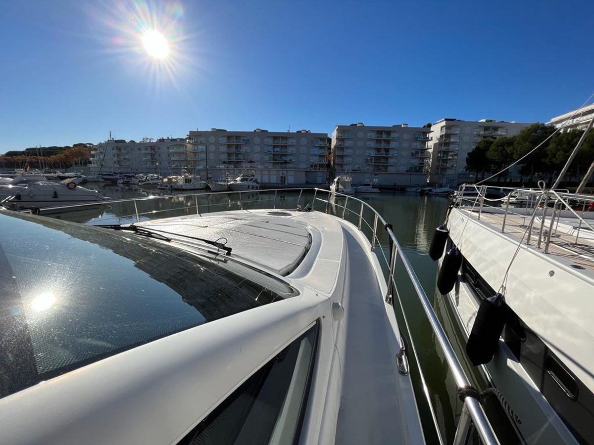 2004 PERSHING 50 "AMALU III" - photo 2