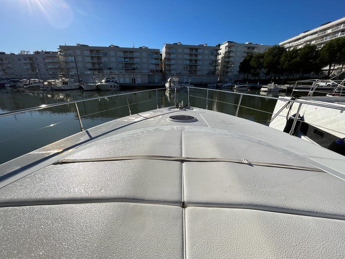 2004 PERSHING 50 "AMALU III" - photo 3