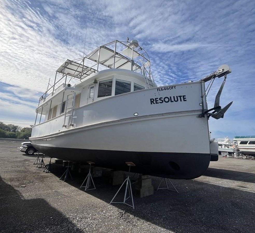 1987 CUSTOM PILOTHOUSE MY Pilothouse "RESOLUTE" - photo 3