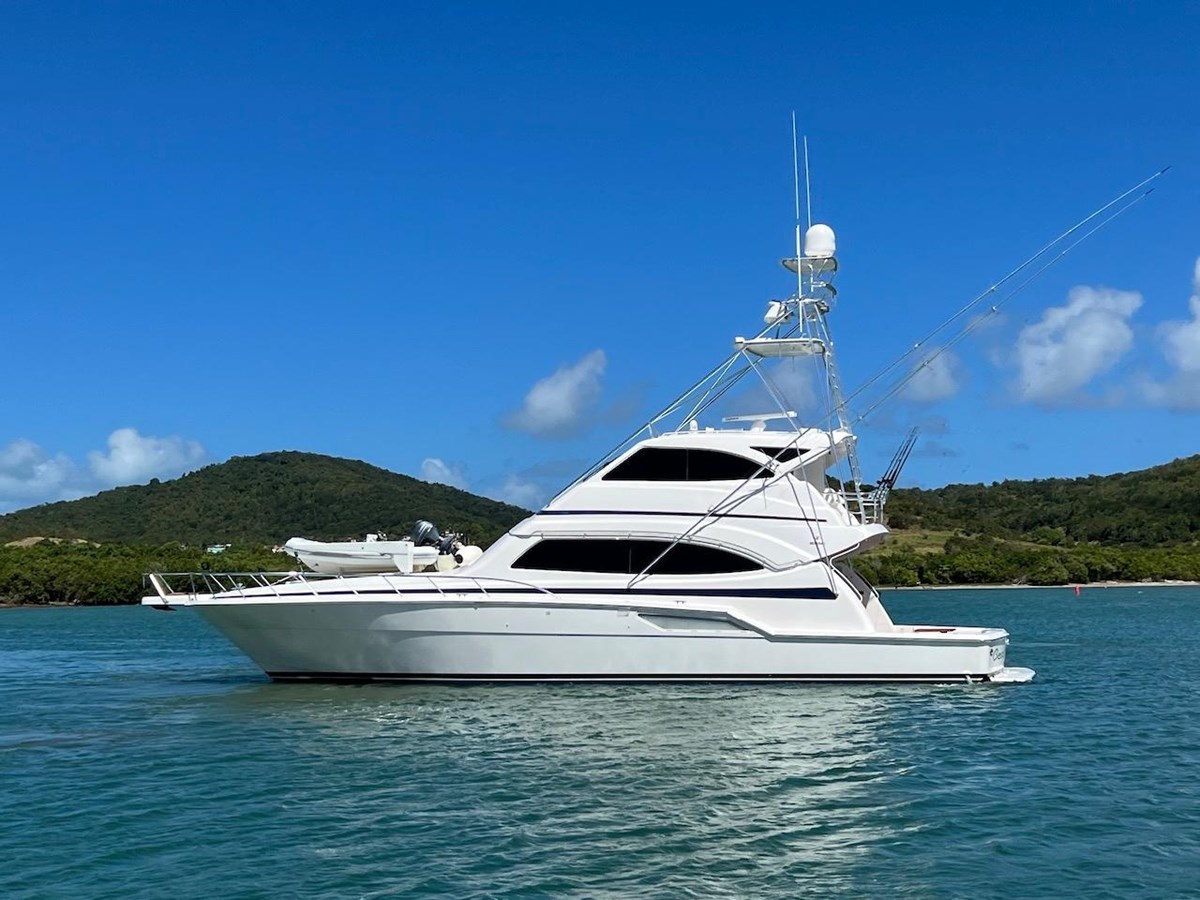 2004 BERTRAM 670 "BEACH BUM" - photo 3