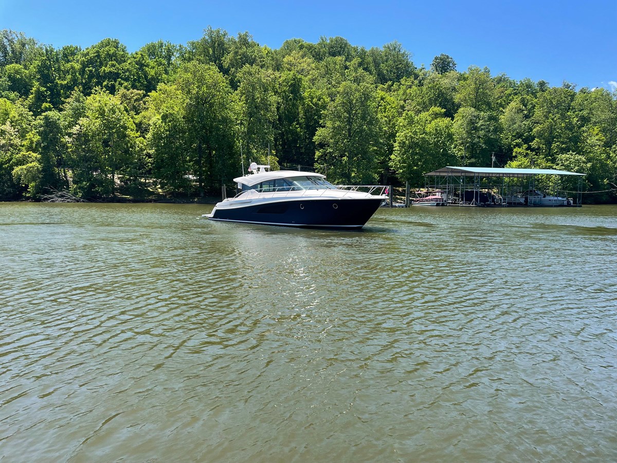 2019 TIARA YACHTS C53 "DO IT ALL" - photo 3