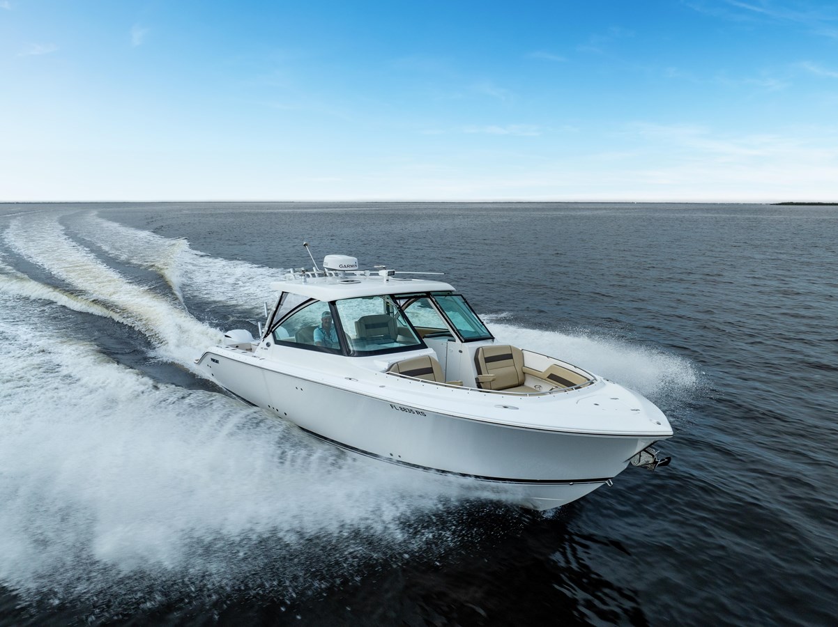 2019 PURSUIT BOATS DC 325 "2019 PURSUIT DC 325 DUAL CONSOLE" - photo 1