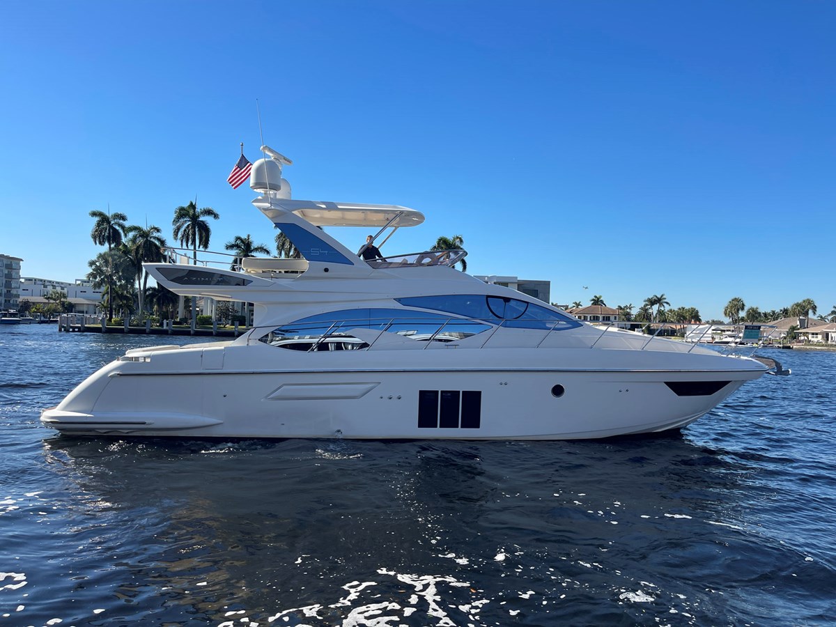 2014 AZIMUT YACHTS 54 Flybridge "NEW HORIZONS" - photo 2