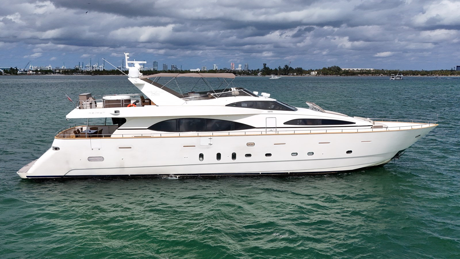 2006 AZIMUT YACHTS "AZIMUT 100" - photo 2