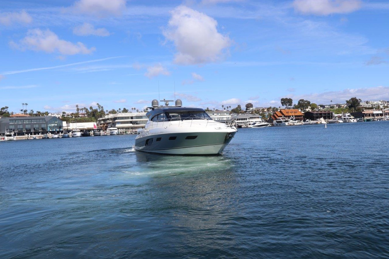 2020 RIVIERA AUSTRALIA 6000 Sport Yacht "RIVIERA 2020" - photo 3