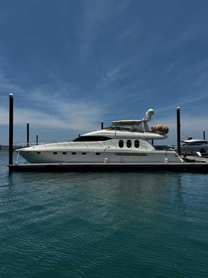2003 VIKING PRINCESS 68 SPORT CRUISER "PYRAMID" - photo 1