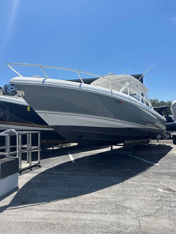 2007 INTREPID POWERBOATS INC. Cuddy "2007 INTREPID 37' CUDDY" - photo 1