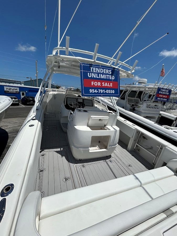 2007 INTREPID POWERBOATS INC. Cuddy "2007 INTREPID 37' CUDDY" - photo 3