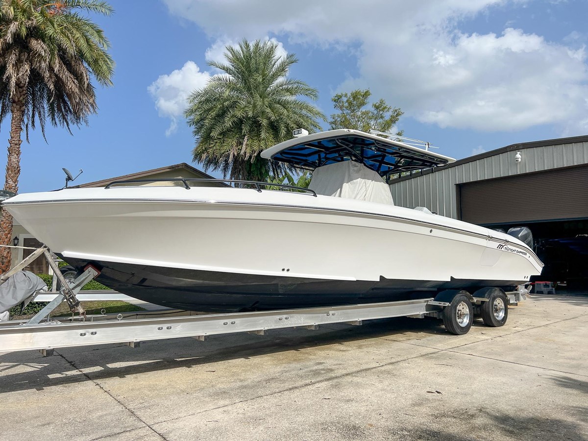 2014 MIDNIGHT EXPRESS POWERBOATS 37 Open "2014 MIDNIGHT EXPRESS 37 OPEN" - photo 3