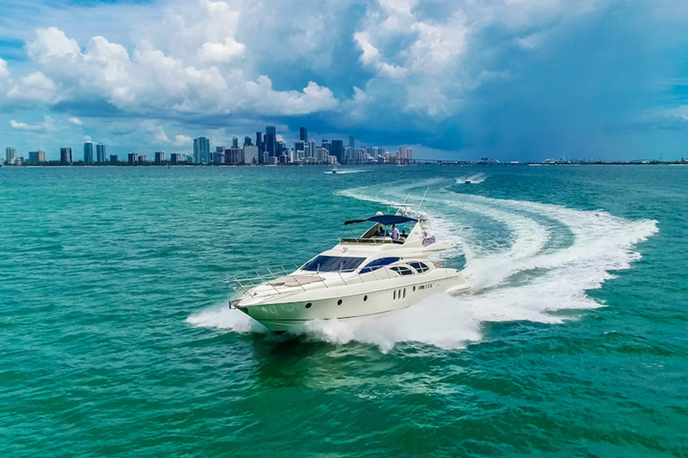 2007 AZIMUT YACHTS Flybridge Evolution "2007 AZIMUT FLYBRIDGE EVOLUTION" - photo 1