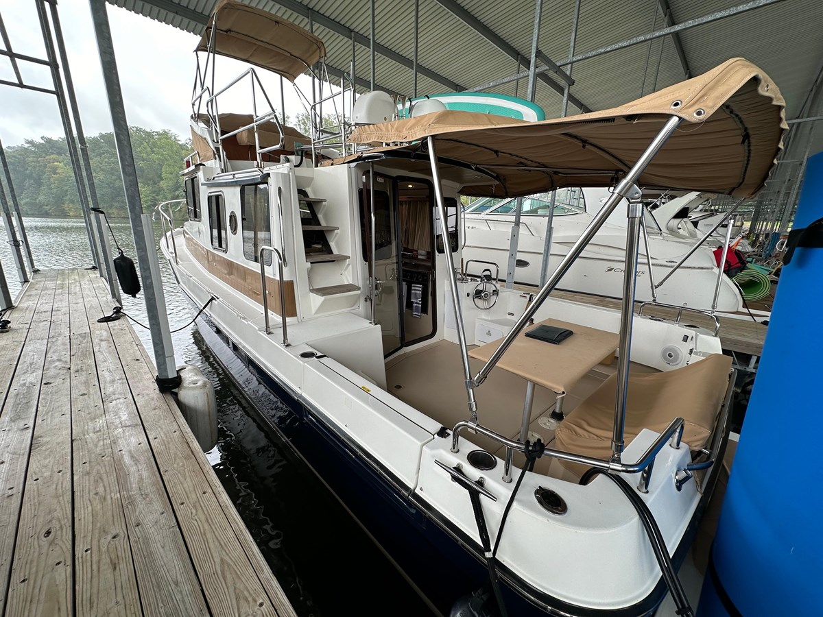 2014 RANGER TUGS R-31CB "2014 RANGER TUGS R-31CB" - photo 3