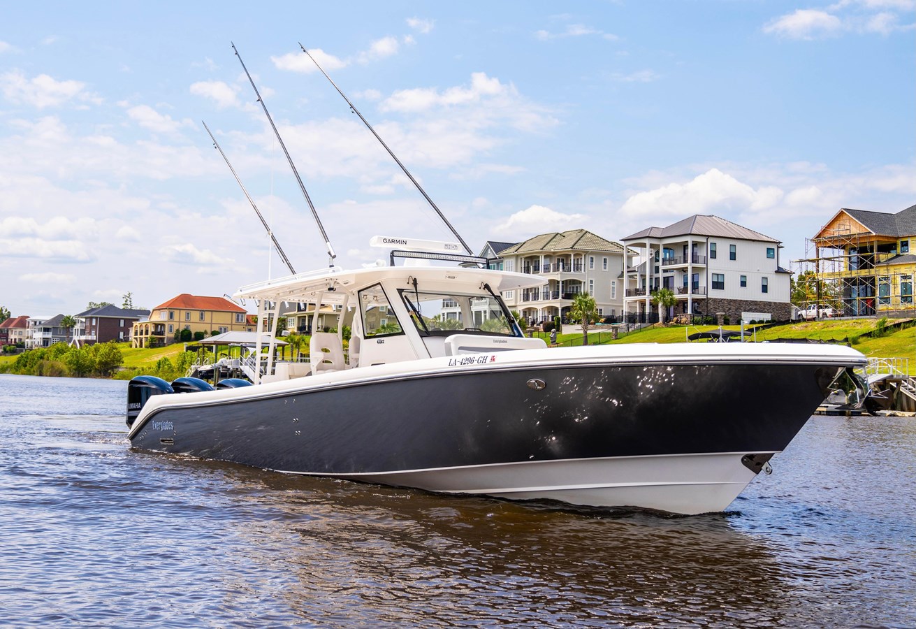 2018 EVERGLADES 435 Center Console "2018 EVERGLADES 435 CENTER CONSOLE" - photo 1