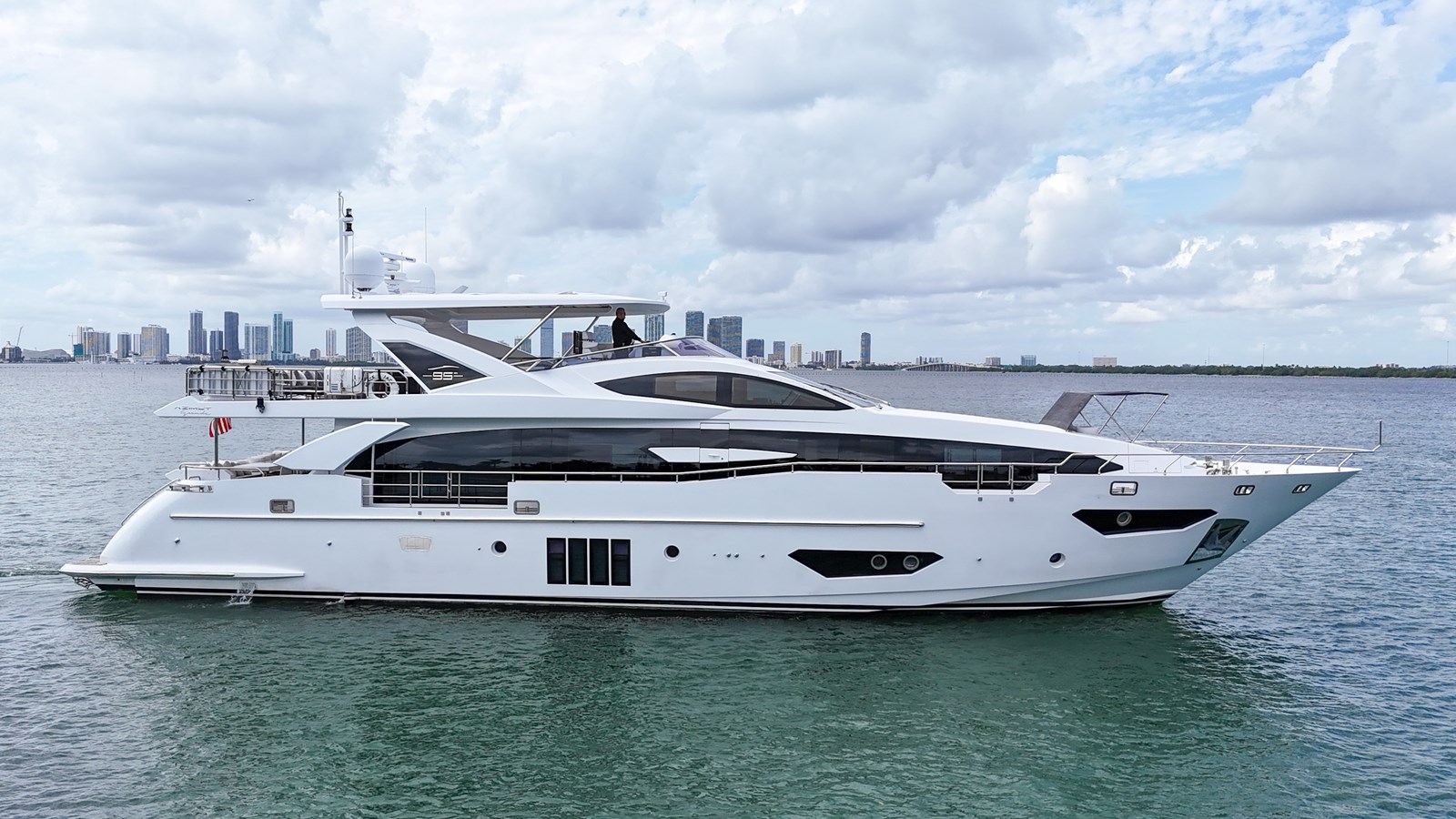 2017 AZIMUT YACHTS "2017 AZIMUT 30 METRI" - photo 1