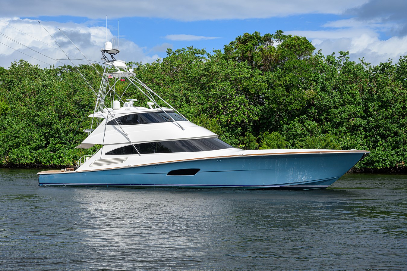 2019 VIKING 92 Enclosed Bridge "CHINA TIME" - photo 1