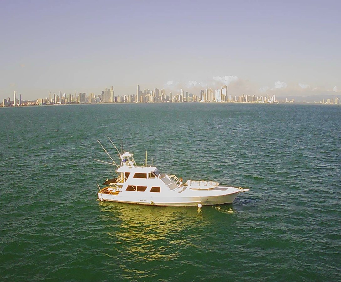 1980 HATTERAS LAMPHRE YACHTS CUSTOM "ADDISYN ANN" - photo 2