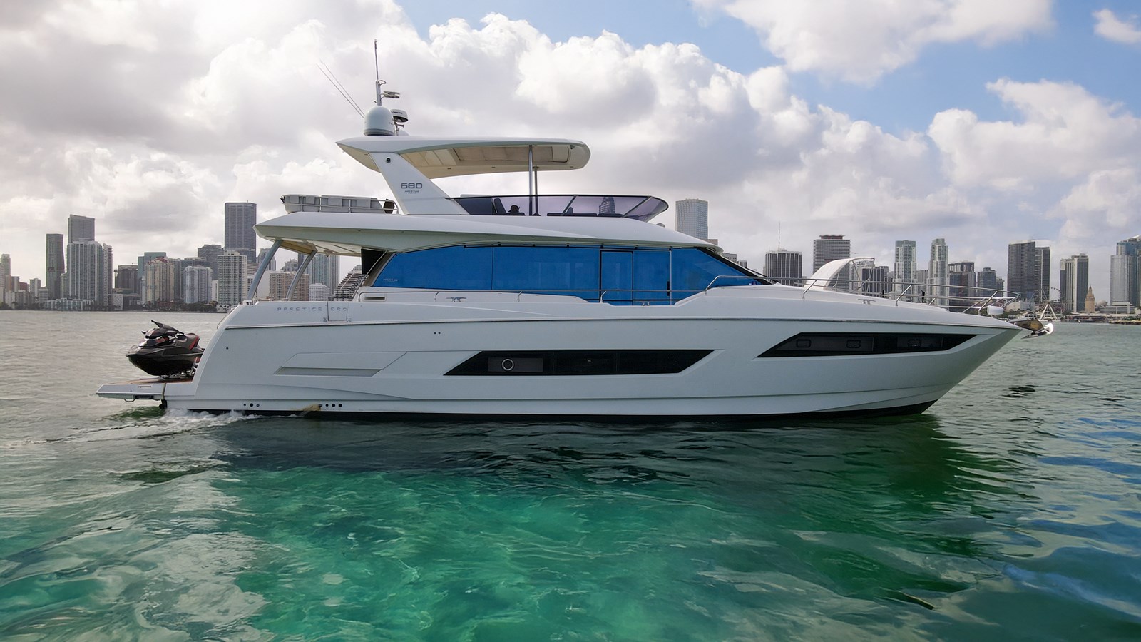 2017 PRESTIGE Prestige 680 "YACHTOOMA" - photo 1
