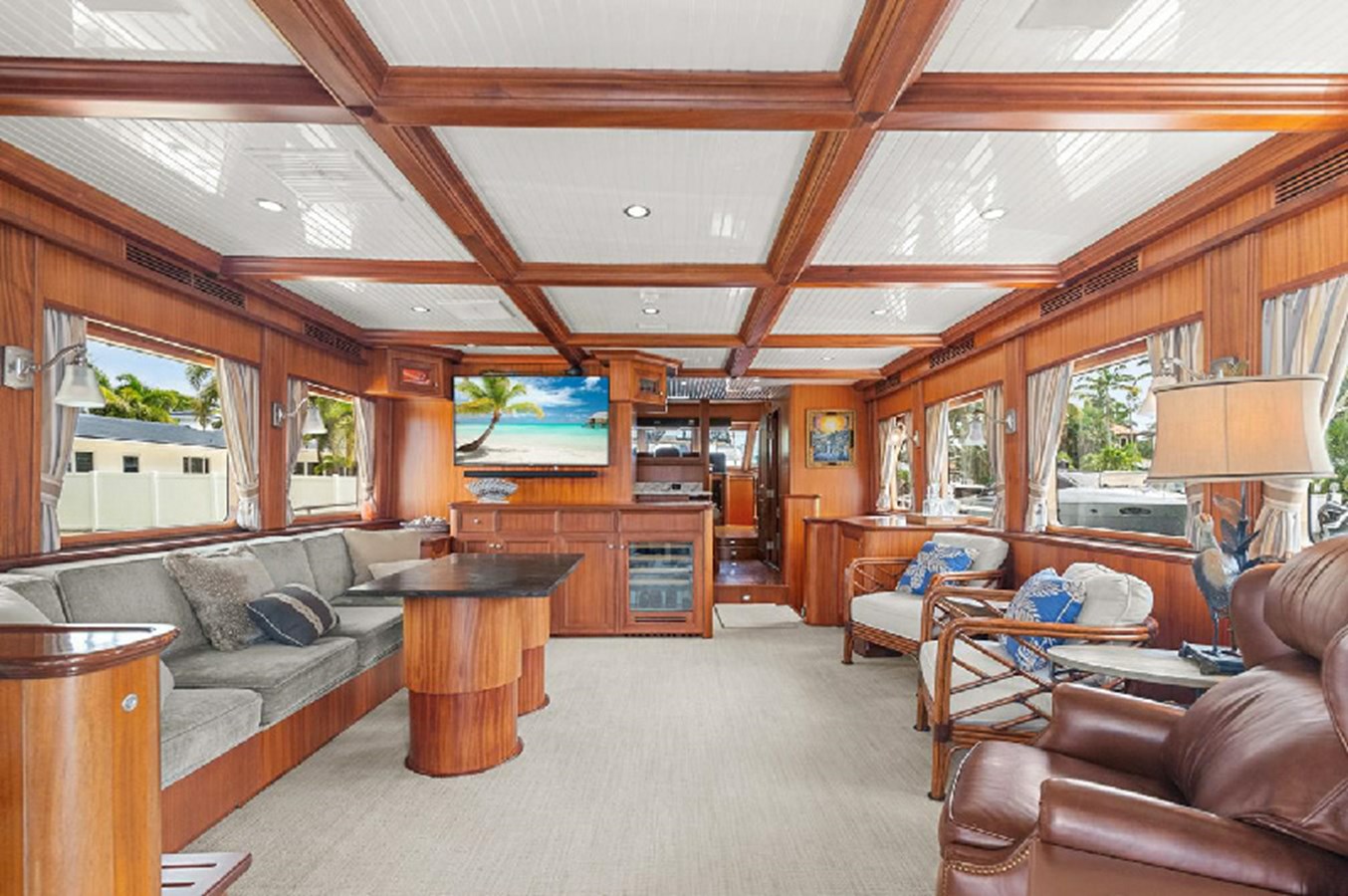 2006 PARAGON MOTOR YACHTS Cockpit Motor Yacht "SEAS TO SEE" - photo 3